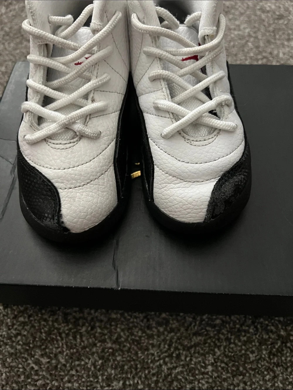 Jordan Toddler White and Black Retro Basketball Shoes
